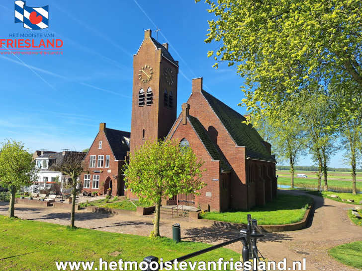 De Rooms-Katholieke Parochiekerk van Sloten