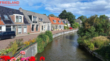 De schilderachtige Harnzer Feart en de Streek in Kimswerd.