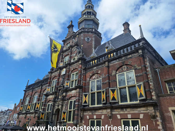 Bolsward: Historische stad met grachten, kerken en unieke sfeer